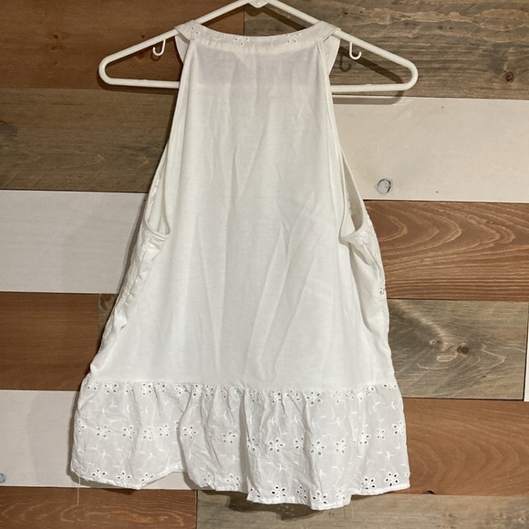 Eyelet Ruffled Tank Top - Picture 4 of 7